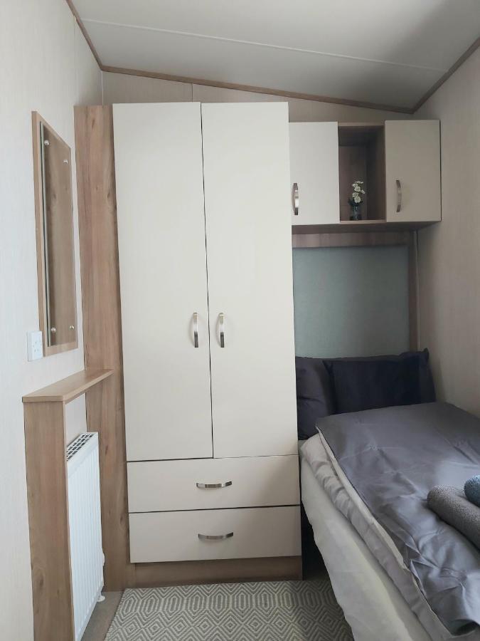 Vista Al Mar, Seaview Caravan Park, Уитстейбъл Екстериор снимка